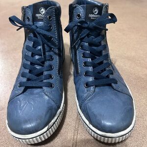 Remonte, size 9 sneakers